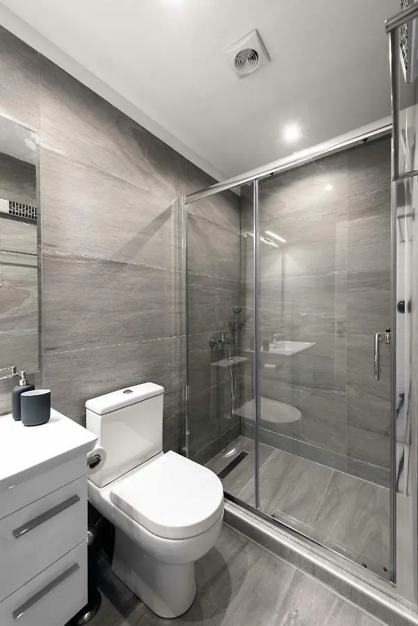 M&F Luxury Suites Est. 2019 / F Suite Salonicco 0*,